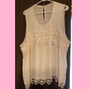 Maurice’s lace tank